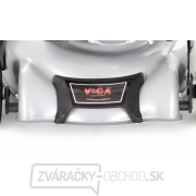 Benzínová kosačka na trávu s pojazdom VeGA 424 SDX 5in1 náhled