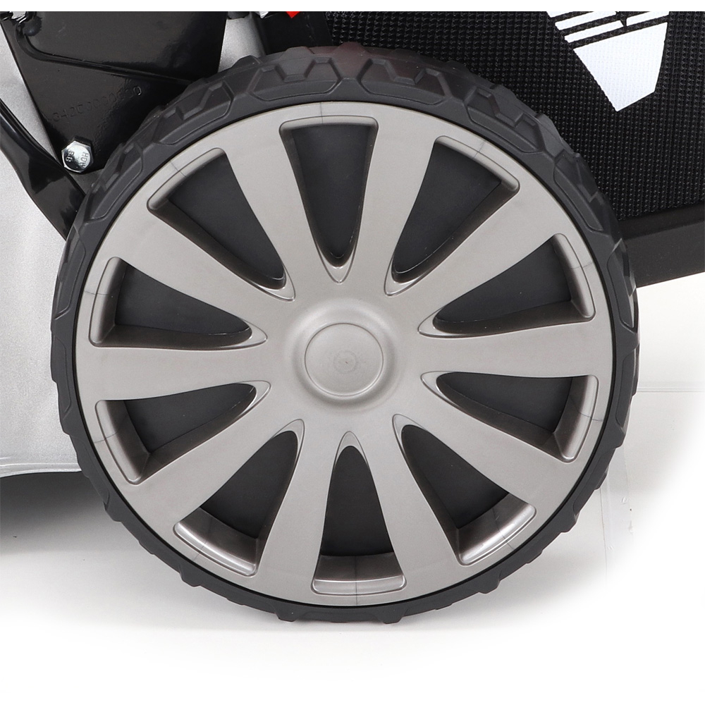Motor a startování