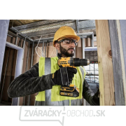 Aku bezuhlíková príklepová vŕtačka/skrutkovač DeWALT DCD778S2T 18V, 2x 1,5Ah + kufor Náhľad