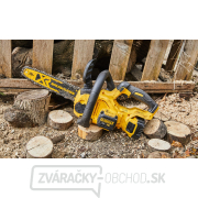 DCM565P1 Aku bezuhlíková reťazová píla 18V, 1x 5,0 Ah XR Li-Ion DeWALT Náhľad