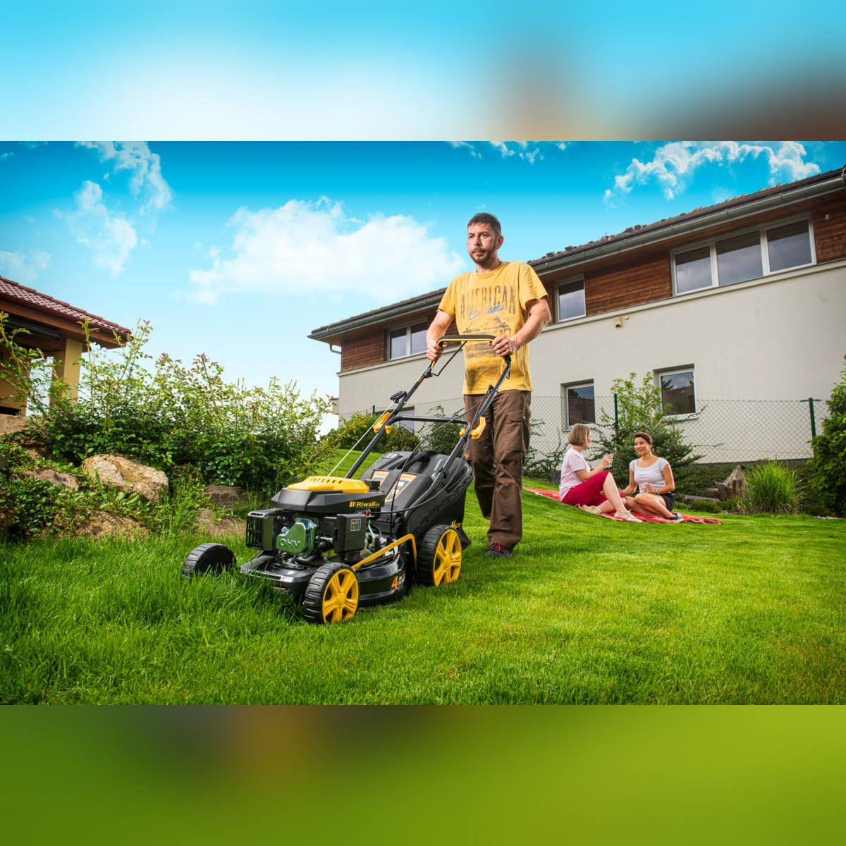 Kosačka na trávu s pojazdom 4v1 Riwall PRO RPM 4735 Náhľad