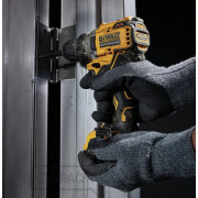 Aku vŕtačka bezuhlíková DeWalt 12V 2,0Ah DCD701D2 Náhľad