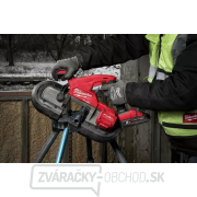 Milwaukee M18 FUEL ™ KOMPAKTNÉ PÁSOVÁ PÍLA M18 FBS85-0C Náhľad