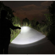 Solight dobíjacia LED baterka, 1000lm, zaostrenie, 2800mAh Li-Ion, USB, darčekové balenie náhled