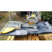 DeWALT Rezačka s posuvným stolom a stojanom pre mokré rezanie dlažby, 250 mm, D24000S náhled