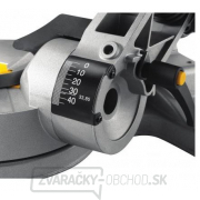 Pokosová píla DeWALT DWS778 náhled