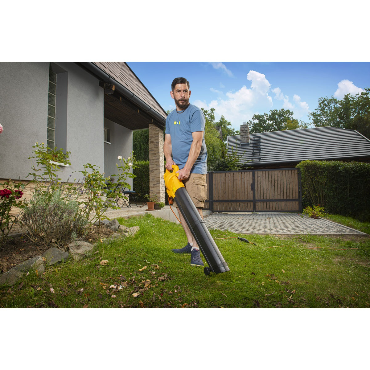 Riwall PRE REBV 3200 e vysávač/fúkač s elektrickým motorom 3200 W Náhľad