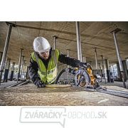 Aku kotúčová píla 54V bez aku DeWALT DCS579NT Aku kotúčová píla 54V bez aku DeWALT DCS579NT náhled
