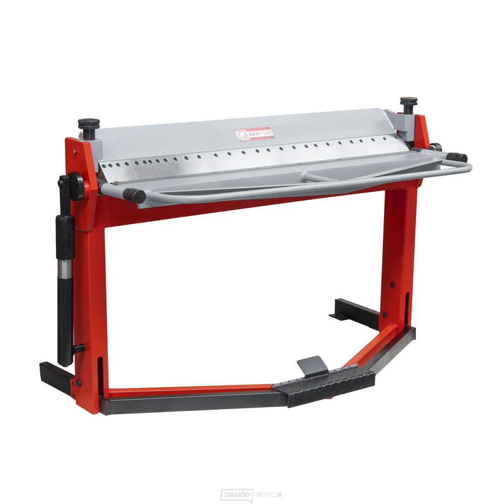 Ohýbačka plechu AKM1520