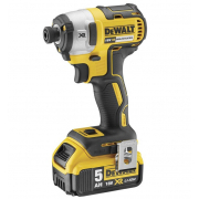Aku bezuhlíkový rázový uťahovák s 3 prevodovými stupňami 18V XR Li-Ion 2x5,0 Ah DeWALT DCF887P2 Náhľad