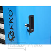 Dielenský montážny vozík vybavený, 243 ks náradia, 7 zásuviek a skrinka - GEKO G10833 Dielenský montážny vozík vybavený, 243 ks náradia, 7 zásuviek a skrinka - GEKO G10833 náhled