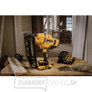 Aku klincovačka bezuhlíková DeWALT 18V DCN660P2 XR Li-Ion 2x5,0Ah Aku klincovačka bezuhlíková DeWALT 18V DCN660P2 XR Li-Ion 2x5,0Ah náhled