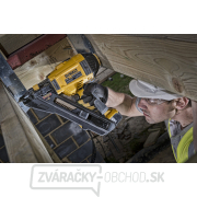 Aku dvojrýchlostné sponkovačka 2x5,0Ah 18V XR Li-Ion DeWALT DCN693P2 Náhľad