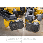 Aku dvojrýchlostné sponkovačka 2x5,0Ah 18V XR Li-Ion DeWALT DCN693P2 náhled