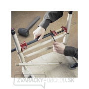 Zvierka rúrková nastaviteľná, fixácia na pevnom konci pomocou rúrky s vonkajším závitom DN 20 - 3/4