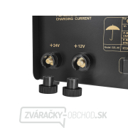 Nabíjačka batérií so štartovaním 12/24V 200A + diaľkové ovládanie (1) náhled