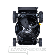 Benzínová kosačka na trávu č. 40 cm/kovová skriňa/s pohonom JG (1) náhled