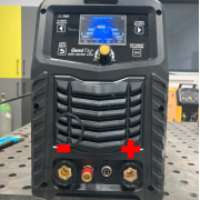 KOWAX GeniTig® 220AC/DC LCD+horák T26A 4m+kab. 3m+hadica+kukla+Ventil+ plná Fľaša AR + Podvozok náhled