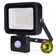 LED reflektor PRO so senzorom Solight, 50W, 4600lm, 5000K, IP44 gallery main image