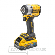 Aku bezuhlíkový rázový uťahovač DeWALT DCF921H2T POWERSTACK 18V 1/2