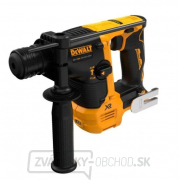 Aku bezuhlíkové vŕtacie kladivo DeWALT DCH072P2 12 V 2 x XR 5,0 Ah   Náhľad