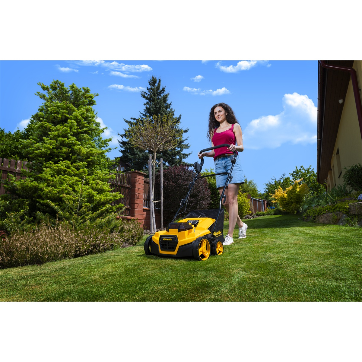 Riwall PRO RAV 3820i aku trávny prevzdušňovač 2x20 V (bez batérie a nabíjačky) Náhľad