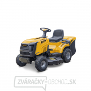 Riwall PRO RLT 92 HRD trávny traktor 92 cm so zadným vyhadzovaním a hydrostatickou prevodovkou gallery main image
