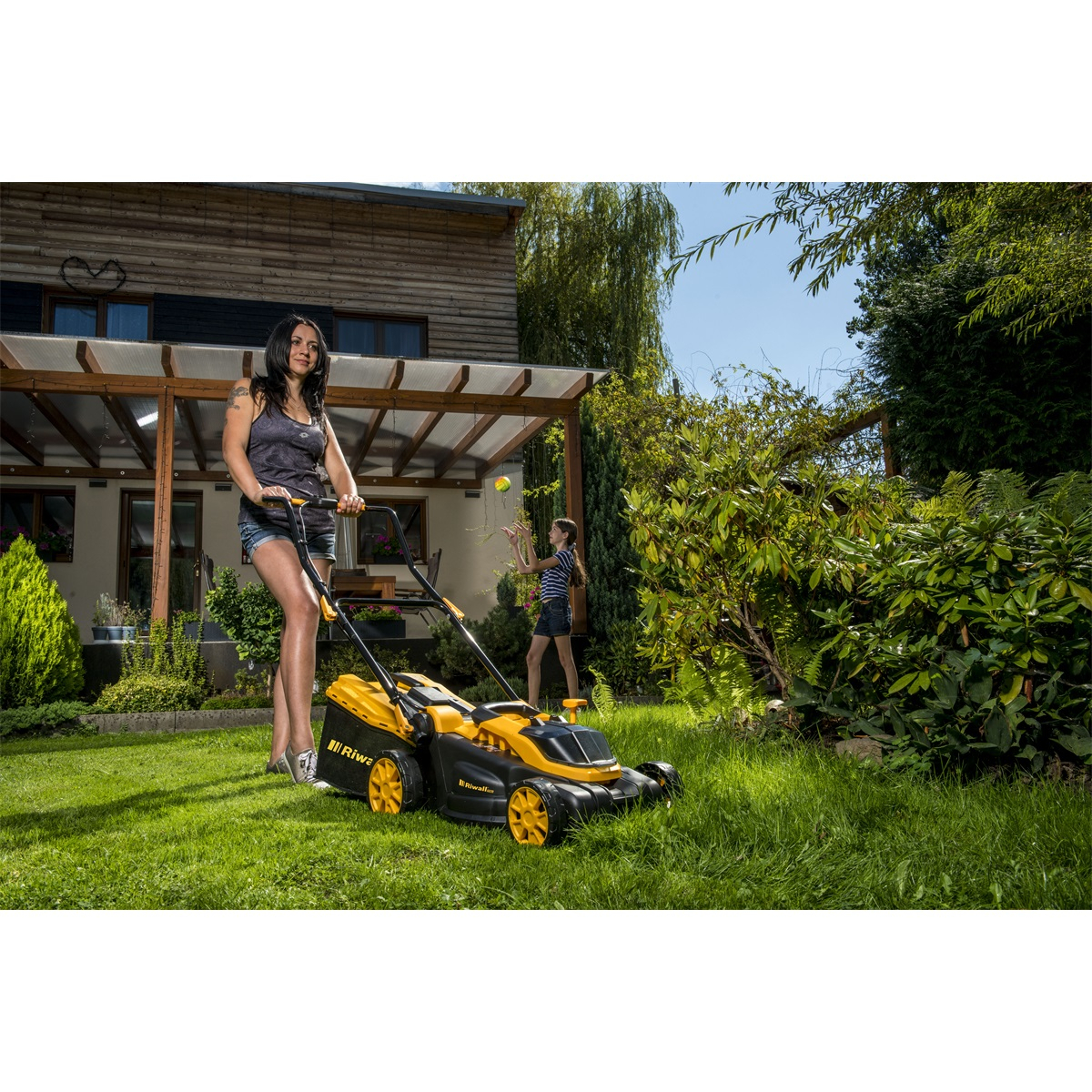 Riwall PRO RALM 3820 akumulátorová trávna kosačka 20 V (bez batérie a nabíjačky) Náhľad