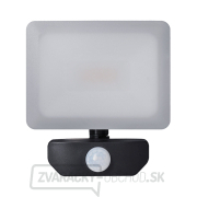 Solight LED reflektor Quick so sensorom, 20W, 1700lm, 4000K, IP44, čierny Náhľad