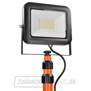 Solight LED vonkajší reflektor PRO s vysokým stojanom, 50W, 4600lm, kábel so zástrčkou, AC 230V Náhľad