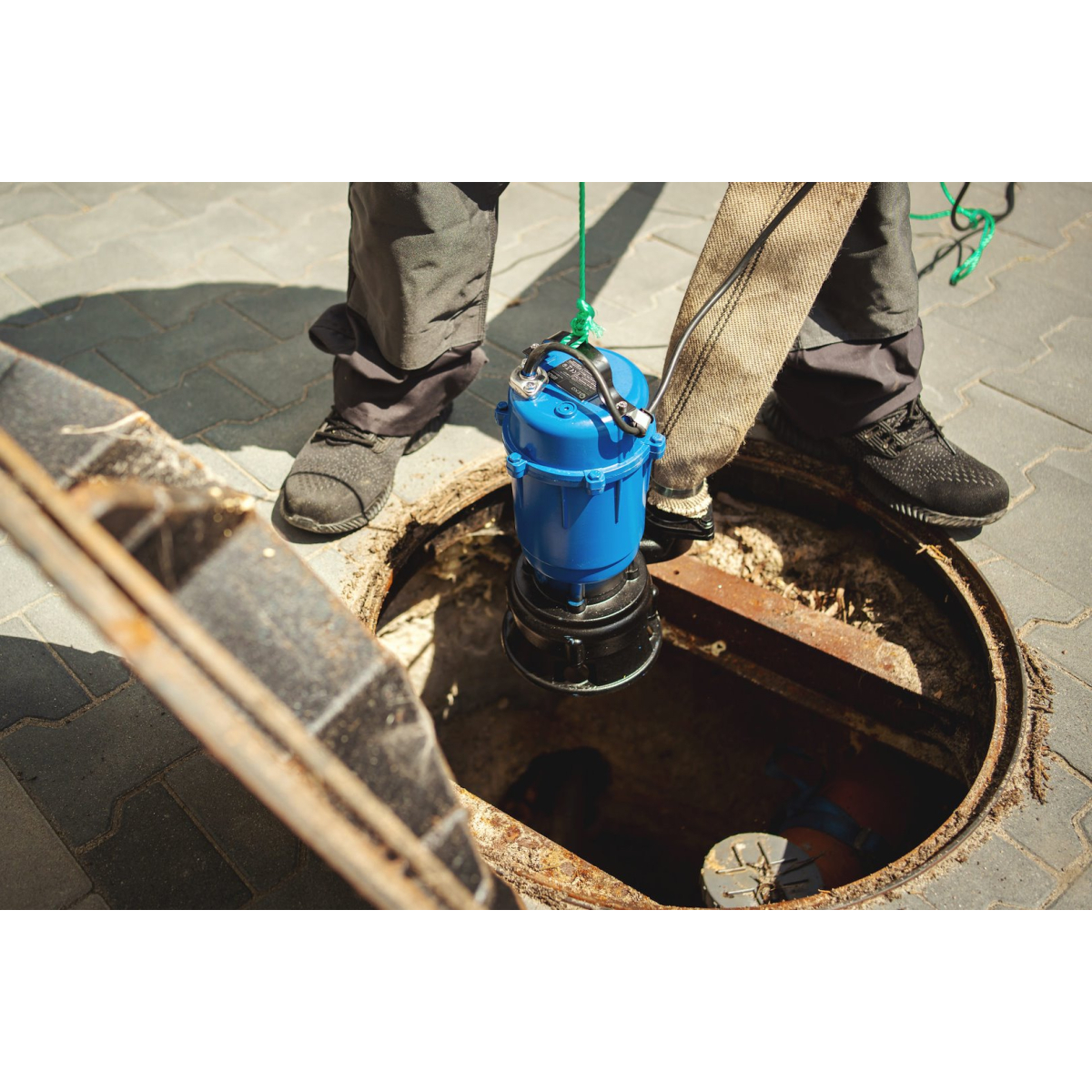 Kalové čerpadlo s drvičom, 230V, 550W, Geko G81424 Náhľad