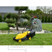 GEKO G83027 - Elektrická kosačka na trávu, 1200W, 32 cm Náhľad