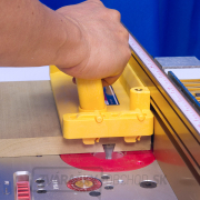 Protišmykový posuvný prípravok MICROJIG GRR-RIP BLOCK Smart Protišmykový posuvný prípravok MICROJIG GRR-RIP BLOCK Smart náhled