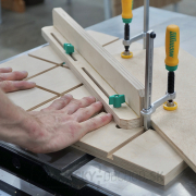 Súprava rybinových svoriek MICROJIG MATCHFIT PRO s frézou a príslušenstvom Súprava rybinových svoriek MICROJIG MATCHFIT PRO s frézou a príslušenstvom náhled