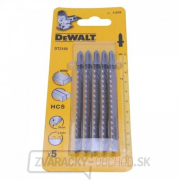 Pílový list na drevo a plast do 30 mm rovný rez pre priamočiare píly 100 mm 5 ks DeWALT DT2165 Pílový list na drevo a plast do 30 mm rovný rez pre priamočiare píly 100 mm 5 ks DeWALT DT2165 gallery main image