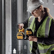 Akumulátorový zelený krížový laser 18V/12V bez batérie DeWALT DCE088NG18 náhled