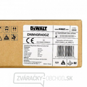 Pozinkované krúžkové klince 4x40mm pre DCN693 2000ks DeWALT DNM40R40GZ Náhľad