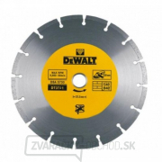 Profi karbidový kotúč na rezanie betónu a tehál za sucha 180x22,2 mm DeWALT DT3721 gallery main image