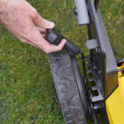 Akumulátorová kosačka s pojazdom 2xV20 18V 2x4,0Ah Stanley FatMax SFMCMWS251M náhled