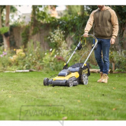 Akumulátorová kosačka s pojazdom 2xV20 18V 2x4,0Ah Stanley FatMax SFMCMWS251M náhled