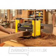 Naťahovací stroj 1800W Stanley STP18 náhled