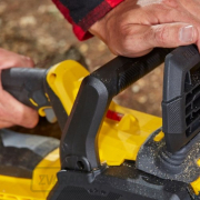 Akumulátorová reťazová píla V20 18V 1x4,0Ah Stanley FatMax SFMCCS630M1 Akumulátorová reťazová píla V20 18V 1x4,0Ah Stanley FatMax SFMCCS630M1 náhled