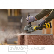 Akumulátorová uhlová brúska 125mm V20 18V 2x4,0Ah Stanley FatMax SFMCG700M2K náhled