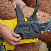 Akumulátorová reťazová píla V60 bez batérie Stanley FatMax SFMCCSB664B Akumulátorová reťazová píla V60 bez batérie Stanley FatMax SFMCCSB664B náhled