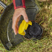 Akumulátorová kosačka V20 18V 1x4,0Ah Stanley FatMax SFMCSTB933M Akumulátorová kosačka V20 18V 1x4,0Ah Stanley FatMax SFMCSTB933M náhled