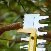 Akumulátorové nožnice na živý plot V20 18V 1x4,0Ah Stanley FatMax SFMCHT855M1 Akumulátorové nožnice na živý plot V20 18V 1x4,0Ah Stanley FatMax SFMCHT855M1 náhled