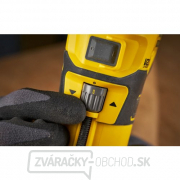 Akumulátorová frézka 8 mm V20 18V Stanley FatMax SFMCW400B náhled