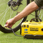 Aku kompresor V20 18V bez batérie Stanley FatMax SFMCE520B náhled