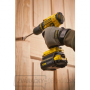 V20 18V adaptér Stanley FatMax SFMCB100 V20 18V adaptér Stanley FatMax SFMCB100 náhled