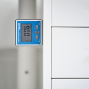 Magnetická digitálna vodováha a uhlomer SHINWA Náhľad